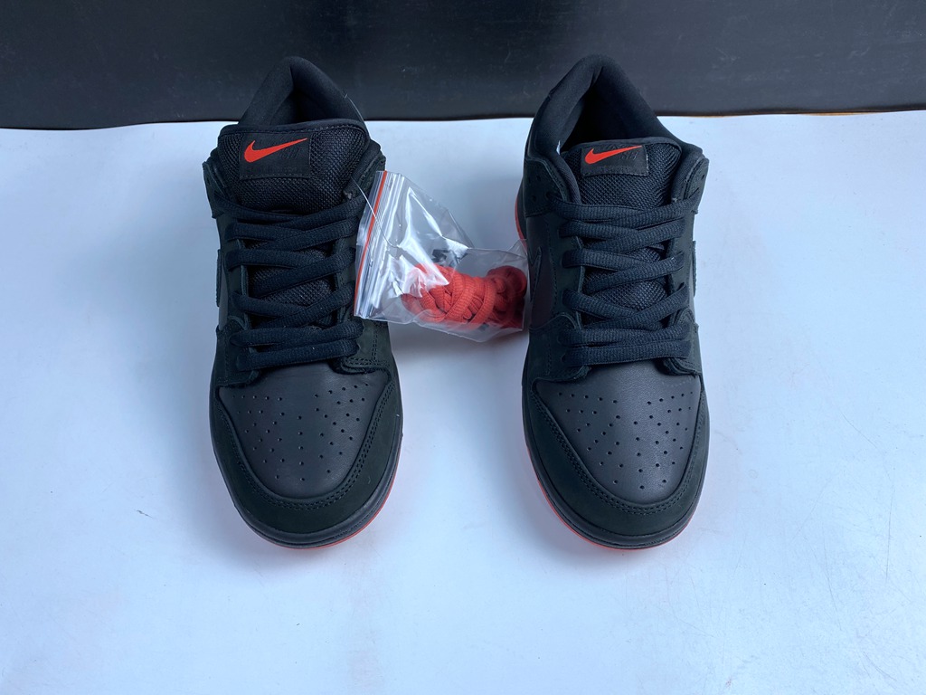 Nike Dunk SB Low Pigeon